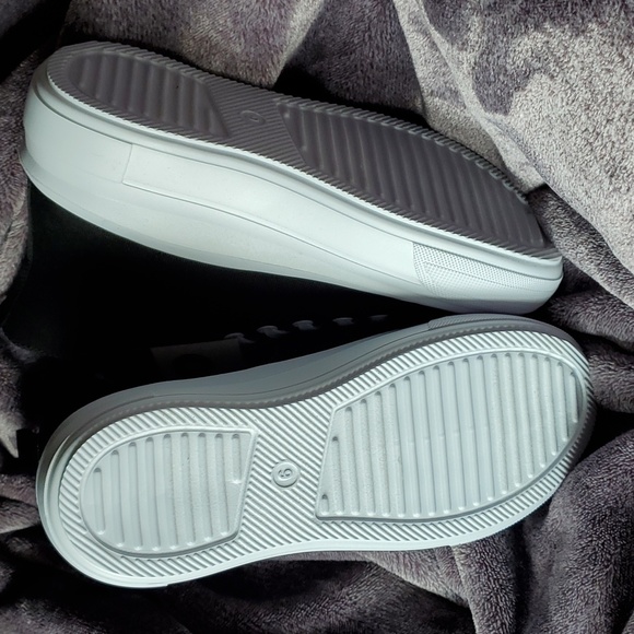 Fallon Platform High-Tops Sneakers - Picture 5 of 6